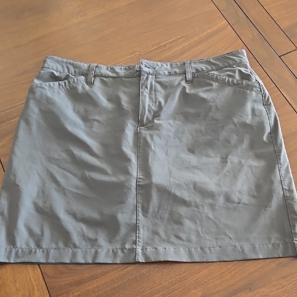 Eddie Bauer Women's Gray Mini Skort